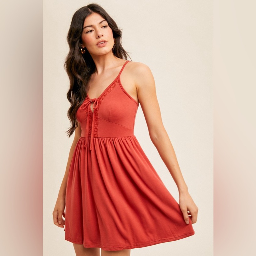 56. LACE TRIMMED STRAPPY JERSEY MINI DRESS SUNKISSED RED